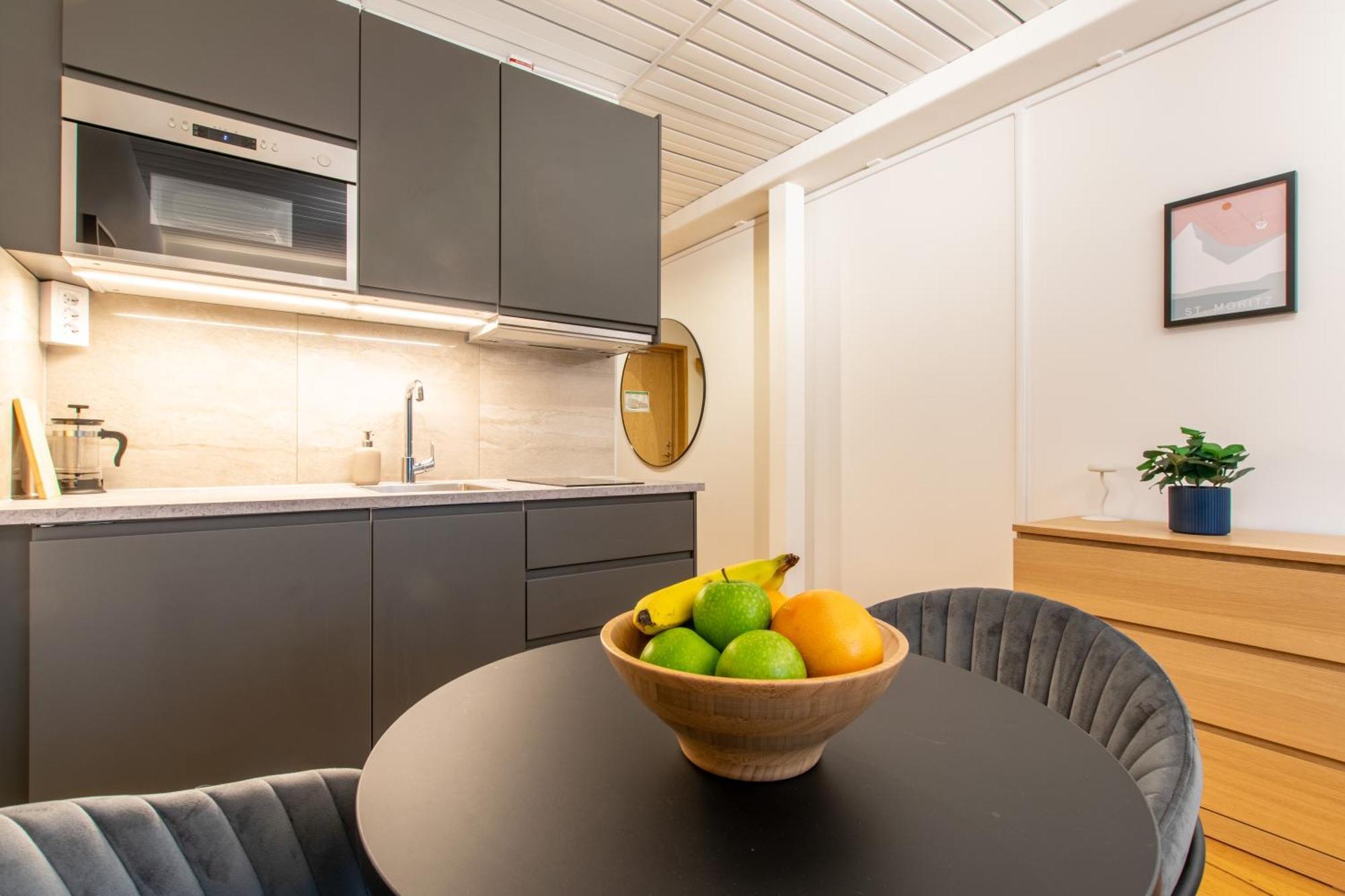 Uptown Hotel Apartments Стокгольм Экстерьер фото